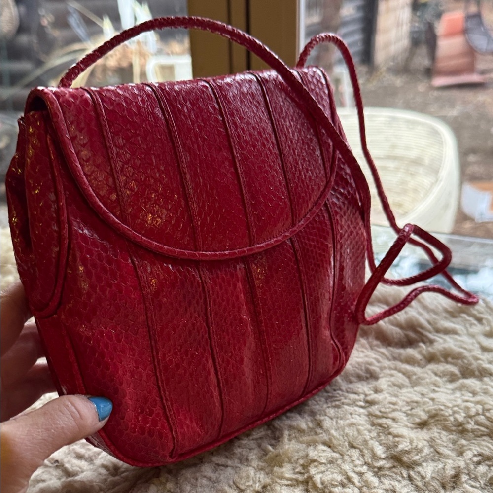 Vintage red real Snake leather Crossbody Bag like new